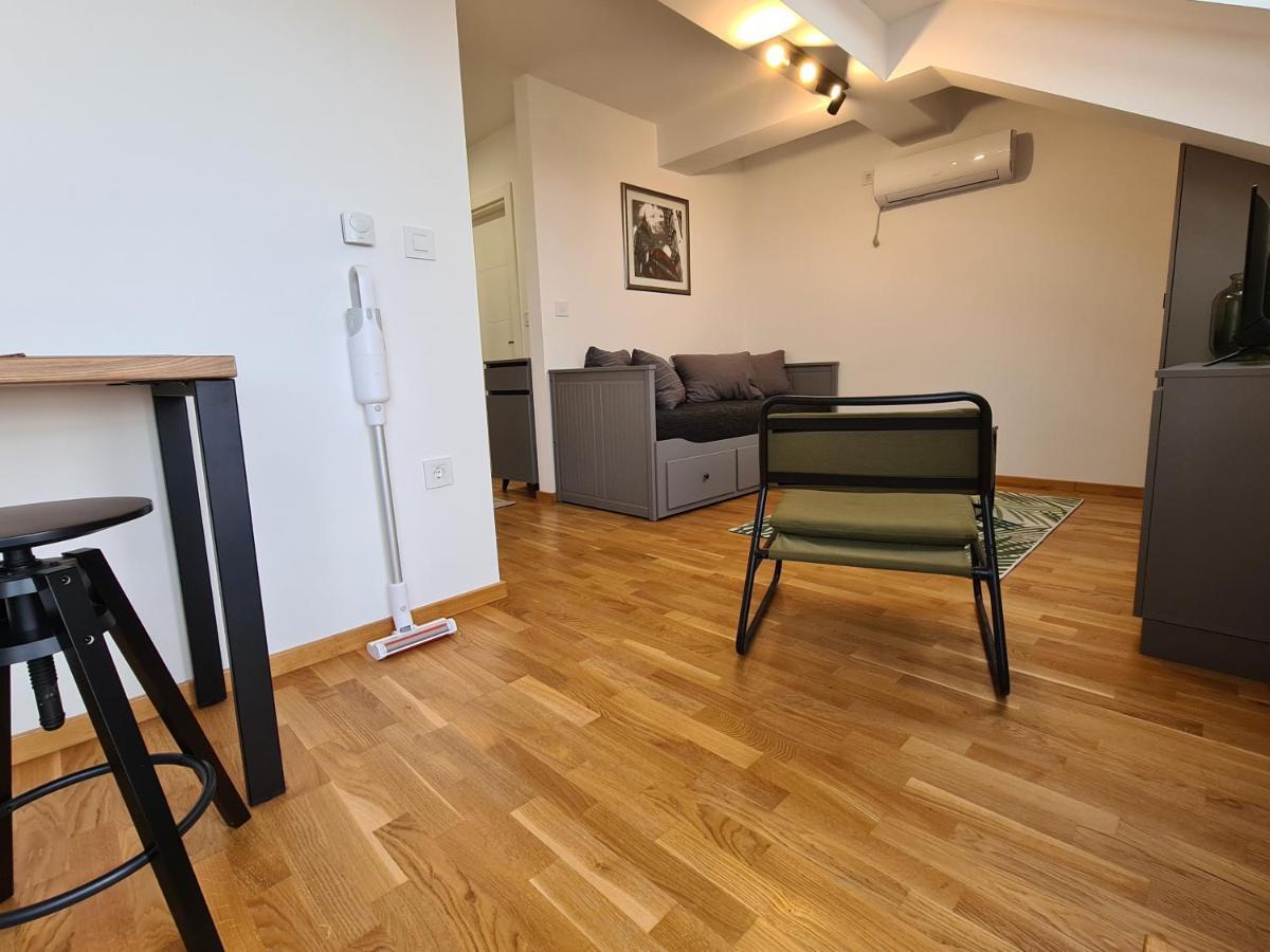 New Now Living Apartamento Novi Sad Exterior foto