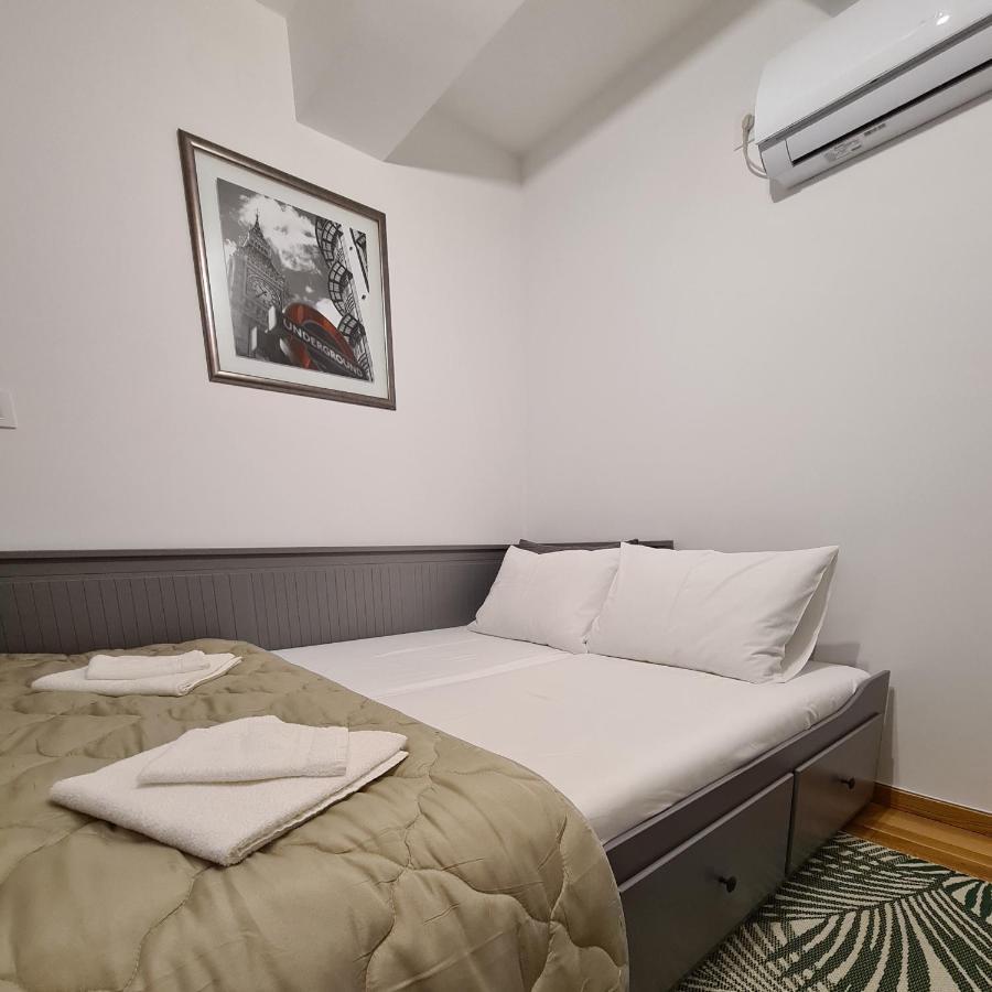 New Now Living Apartamento Novi Sad Exterior foto