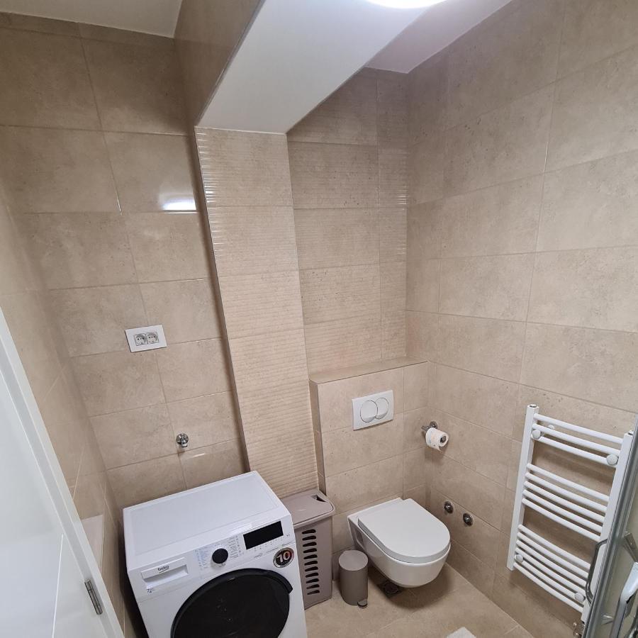 New Now Living Apartamento Novi Sad Exterior foto